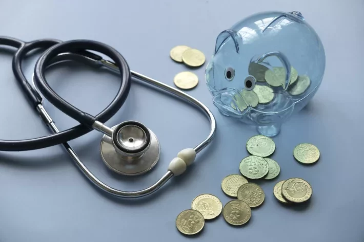 Foto Julgamento suspenso no STF pelo ministro Alexandre de Moraes: e agora, como ficam os reajustes nos planos de saúde?