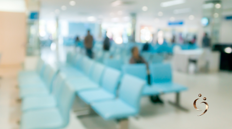 Hospital Albert Einstein; rede credenciada; plano de saúde; tutela de urgência; descredenciamento; direito à saúde